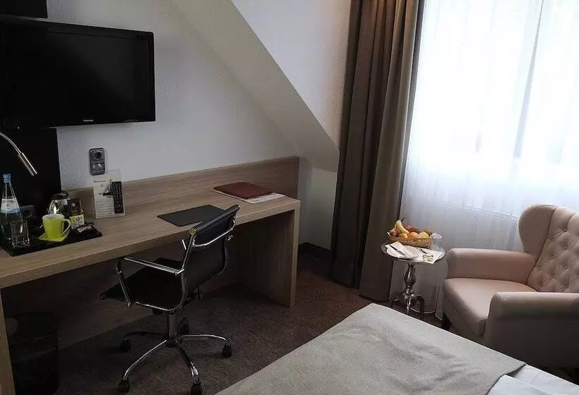 Executive-huone, Brunnenhof International