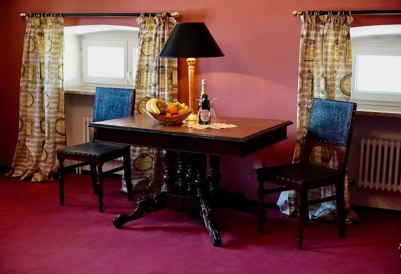 Superior Room, Endorfer Hof