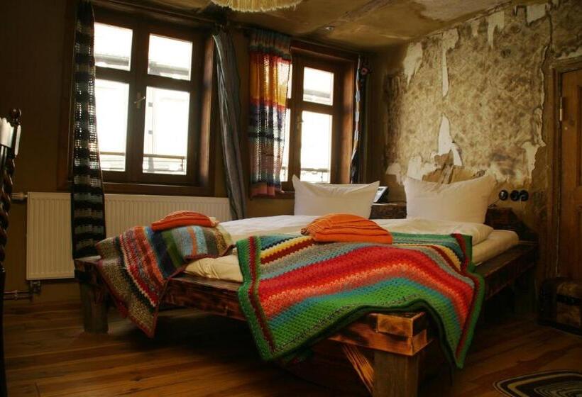 غرفة قياسية, Exempel Schlafstuben Und Quartier Langer Hals