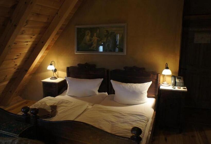 غرفة كومفورت, Exempel Schlafstuben Und Quartier Langer Hals