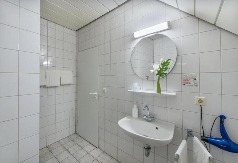 이코노미 트리플 룸, & Gasthaus Nagel