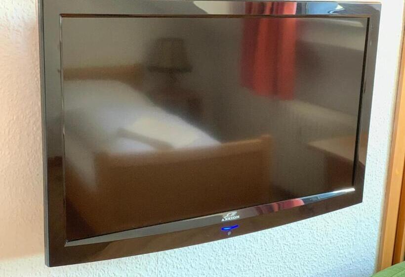 스탠다드 룸, Jeong