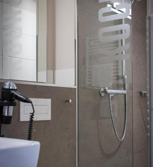 经典单人间, Kochs Stadt