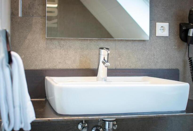 舒适型单人间, Kochs Stadt