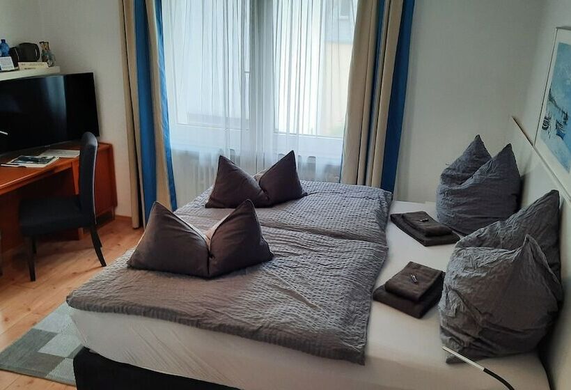 스탠다드 룸, Merlin Garni