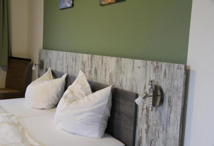 غرفة قياسية, Meyerhof Heiligenrode