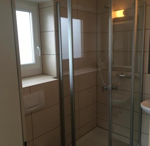 スタンダードルーム, Pension Zum Paradies