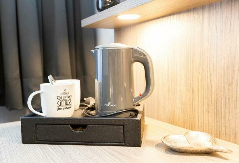 スタンダードシングルルーム, Restaurant Fuck