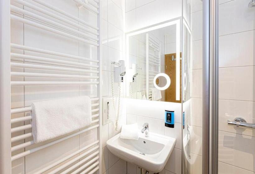 スタンダードルーム, Restaurant Fuck