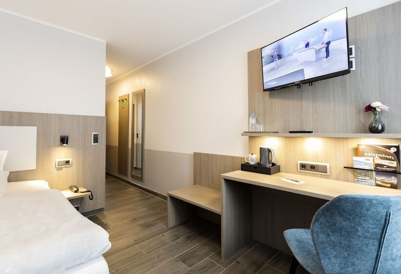 コンフォートシングルルーム, Restaurant Fuck