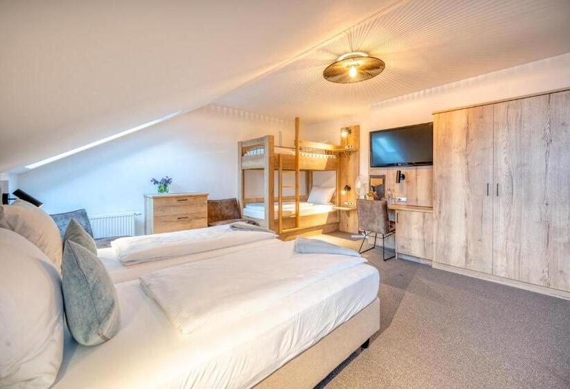 Четырехместный Номер Стандарт, Schaider