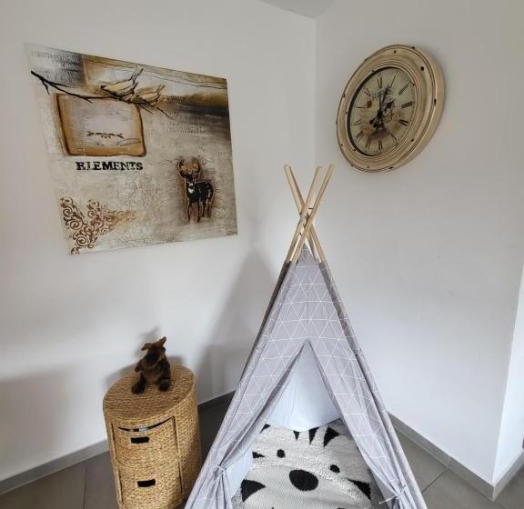 غرفة قياسية, Schwedenkrone