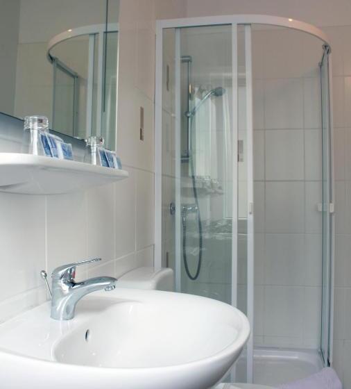 اتاق استاندارد, Sud