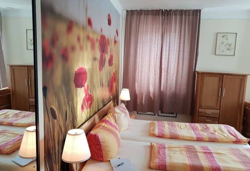 اتاق استاندارد سه نفره, Sud