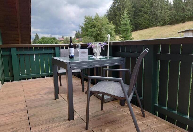 شقة غرفتين نوم مزودة بشُرفة, Und Berggasthof Zum Sonnenhof