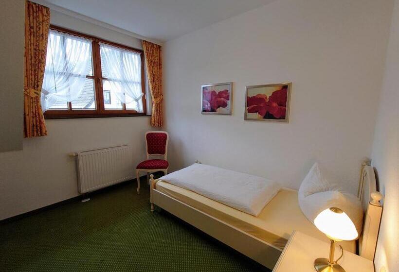 شقة غرفتين نوم مزودة بشُرفة, Und Berggasthof Zum Sonnenhof