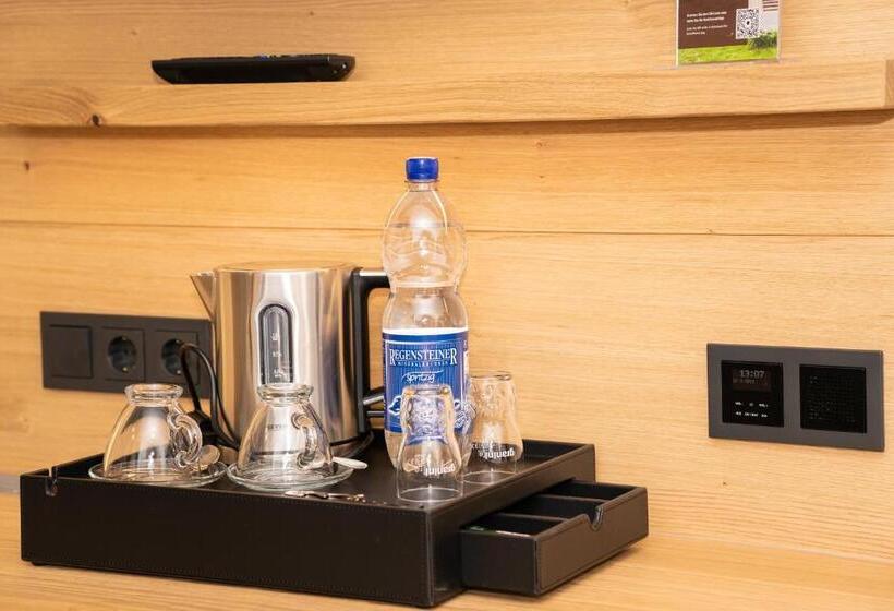 جناح مزوَّد بشرفة, Und Berggasthof Zum Sonnenhof