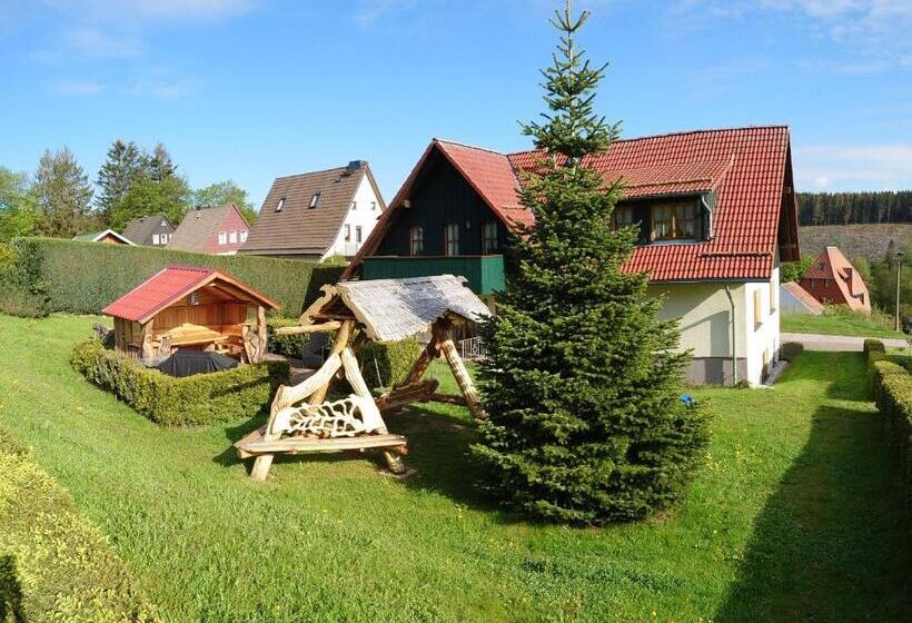 شقة غرفتين نوم مزودة بشُرفة, Und Berggasthof Zum Sonnenhof