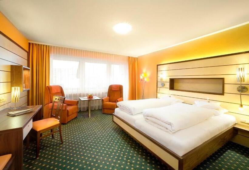 Номер Стандарт с Балконом, Kur  Und Wellnesshotel Förch