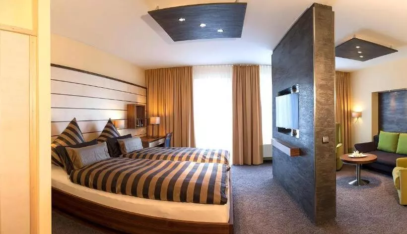 デラックスルーム, Kur Und Wellnesshotel Förch