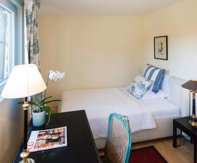 Standard-studio, Dirazi Guesthouse & Apartments Gmbh