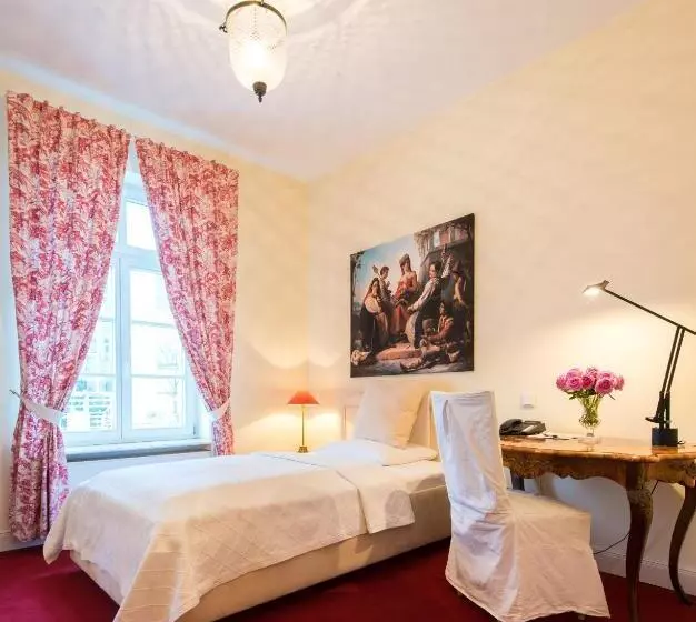 Standard-studio, Dirazi Guesthouse & Apartments Gmbh
