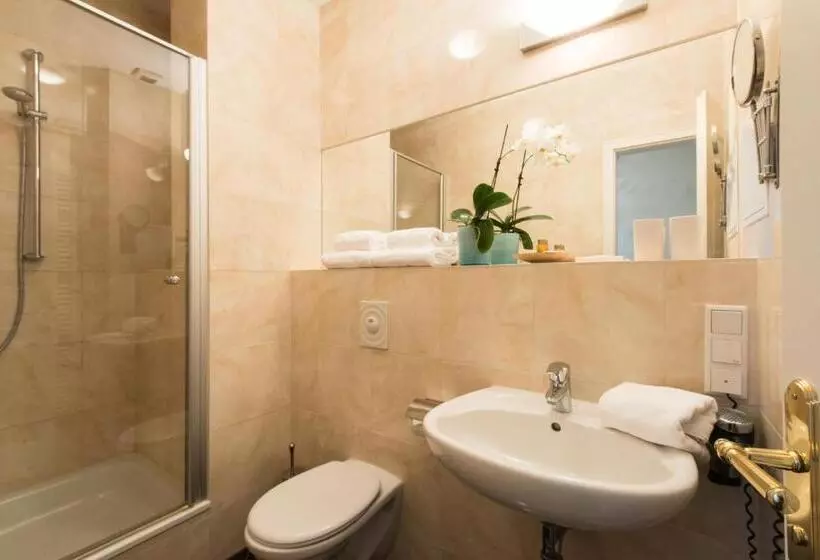 Standard-studio, Dirazi Guesthouse & Apartments Gmbh