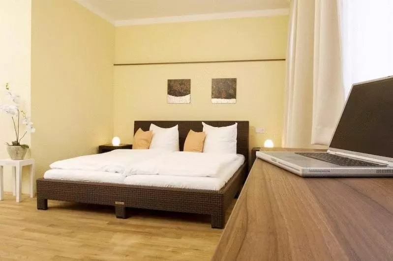 スタンダードスタジオ, Guesthouse Heidelberg