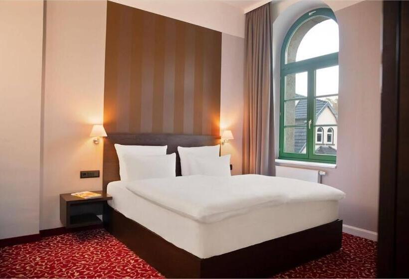 Номер Стандарт Трехместный, Schlosshotel Blankenburg