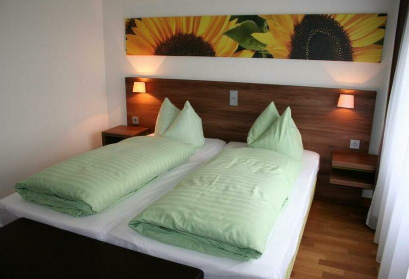 スタンダードルーム, Stadthotel Bernstein