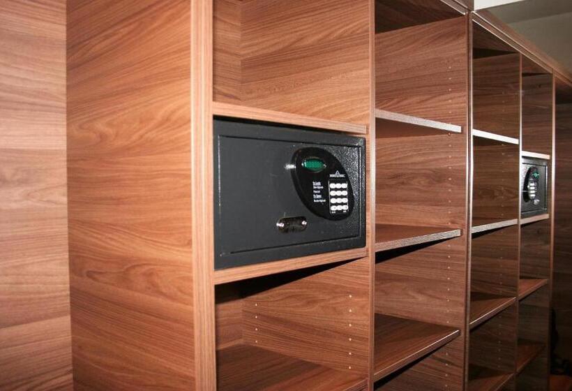 ファミリールーム, Stadthotel Bernstein