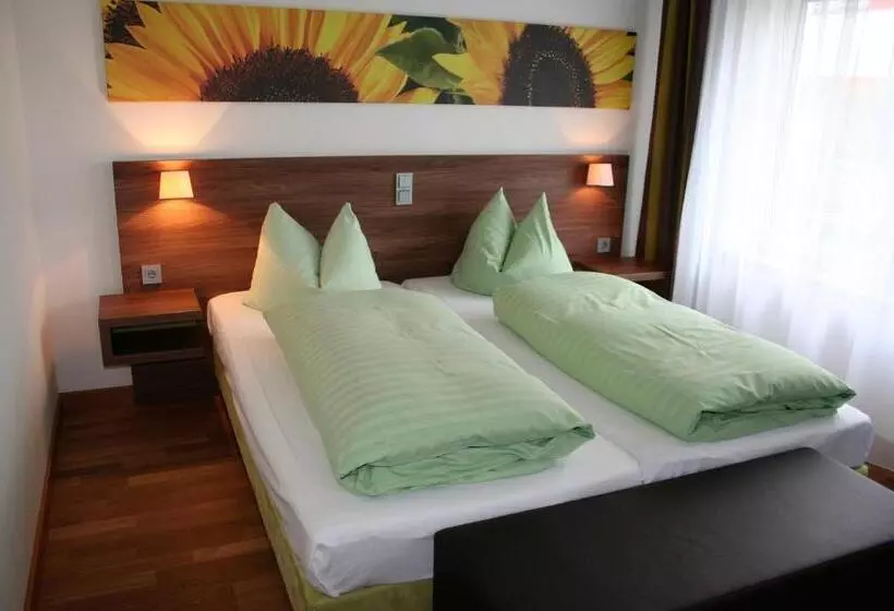 اتاق استاندارد یک نفره, Stadthotel Bernstein