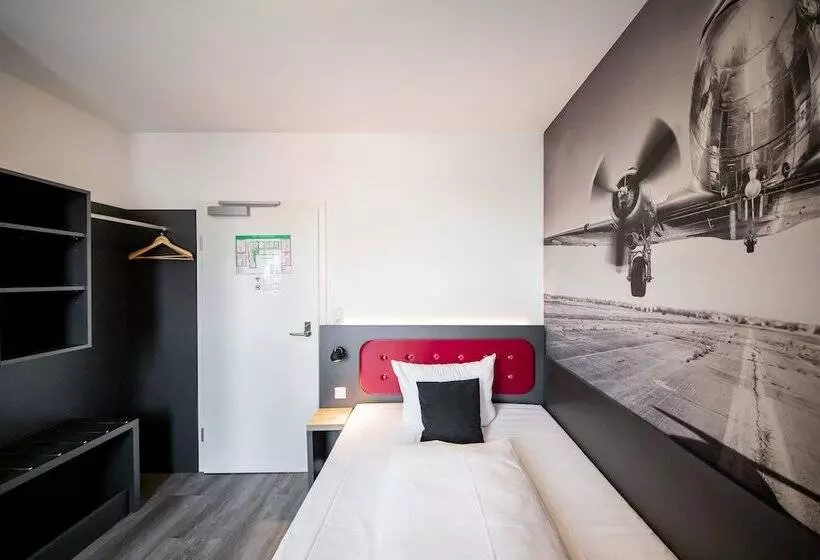 Standard Yhden Hengen Huone, SMARTY Airport Cologne Hotel - KONTAKTLOSER SELF CHECK-IN
