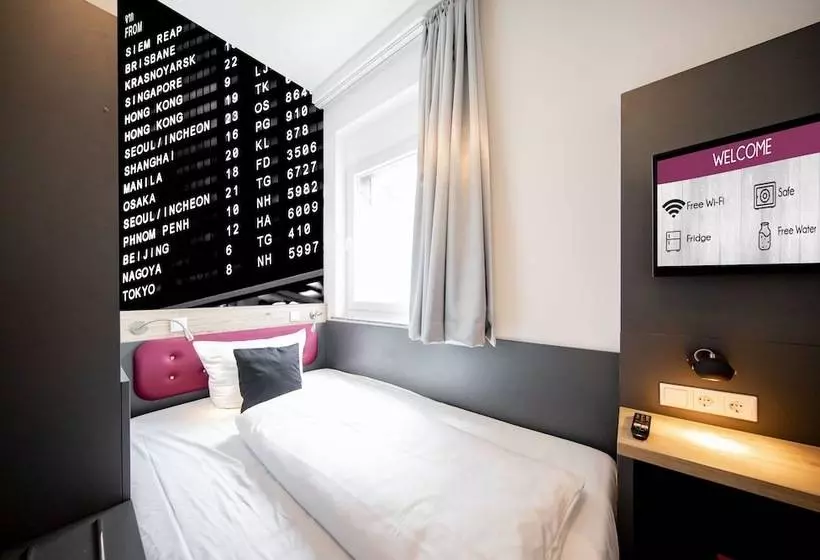 Standard Yhden Hengen Huone, SMARTY Airport Cologne Hotel - KONTAKTLOSER SELF CHECK-IN