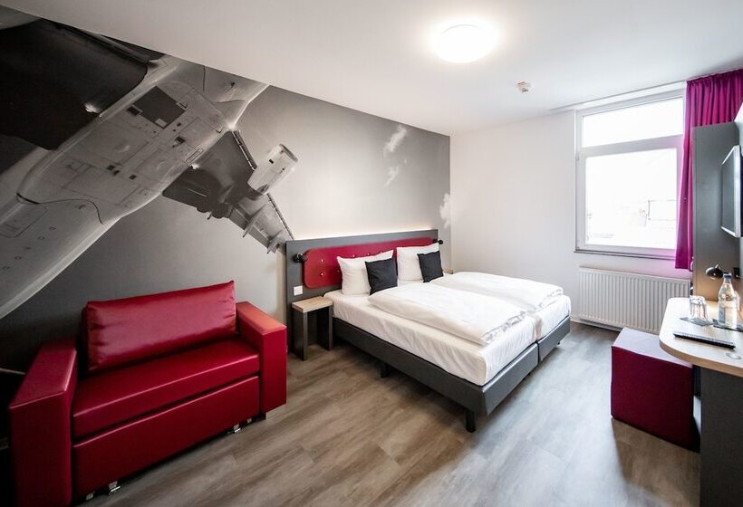 스탠다드 트리플 룸, SMARTY Airport Cologne Hotel - KONTAKTLOSER SELF CHECK-IN