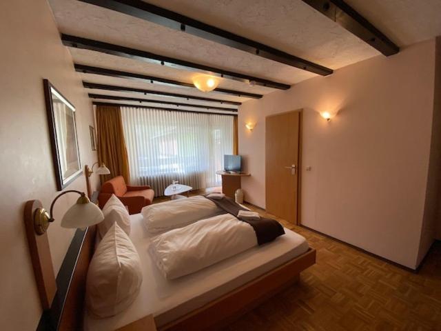 标准间带阳台, Bold´s Hotel Restaurant Zum Grünen Kranz