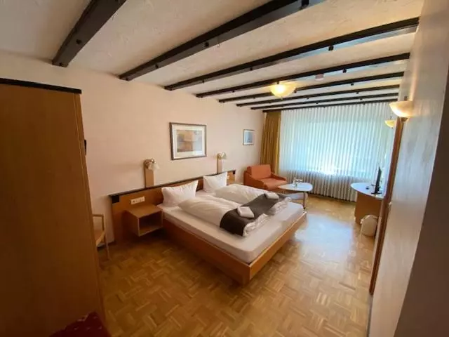 バルコニー付きスタンダードルーム, Bold´s Hotel Restaurant Zum Grünen Kranz