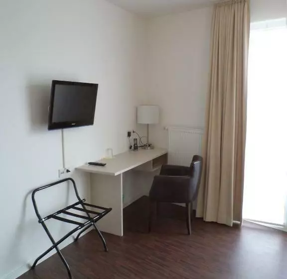 スタンダードシングルルーム, Das Neue Hotel Am Park