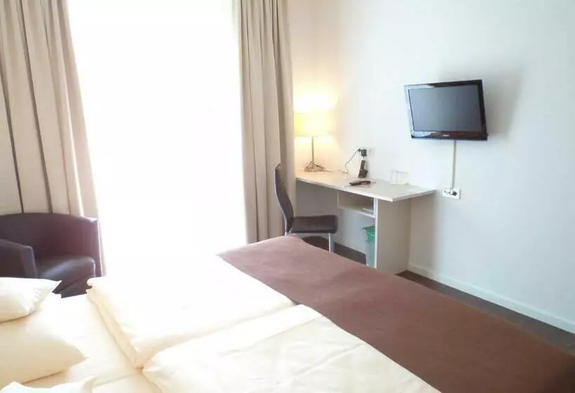 スタンダードシングルルーム, Das Neue Hotel Am Park