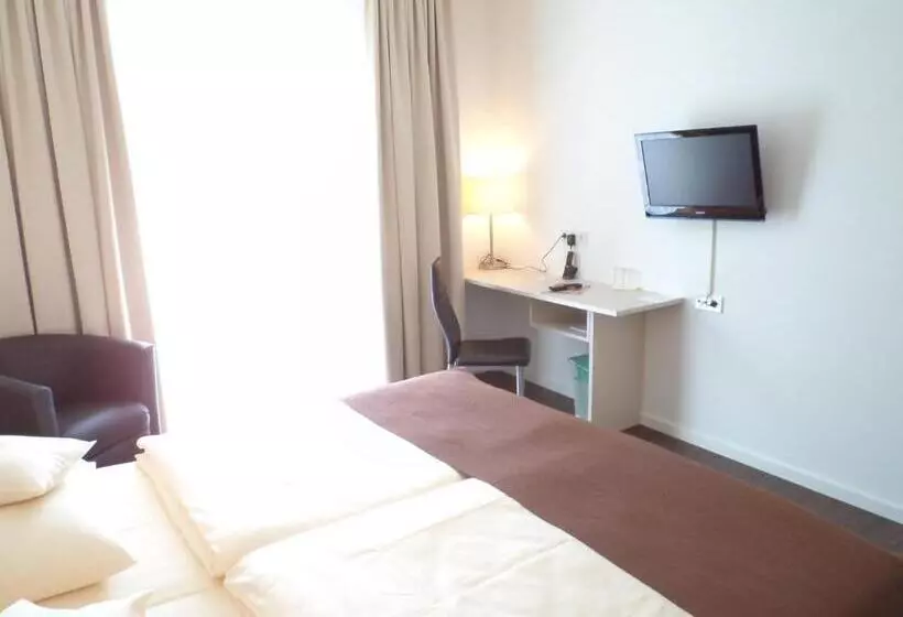 スタンダードルーム, Das Neue Hotel Am Park