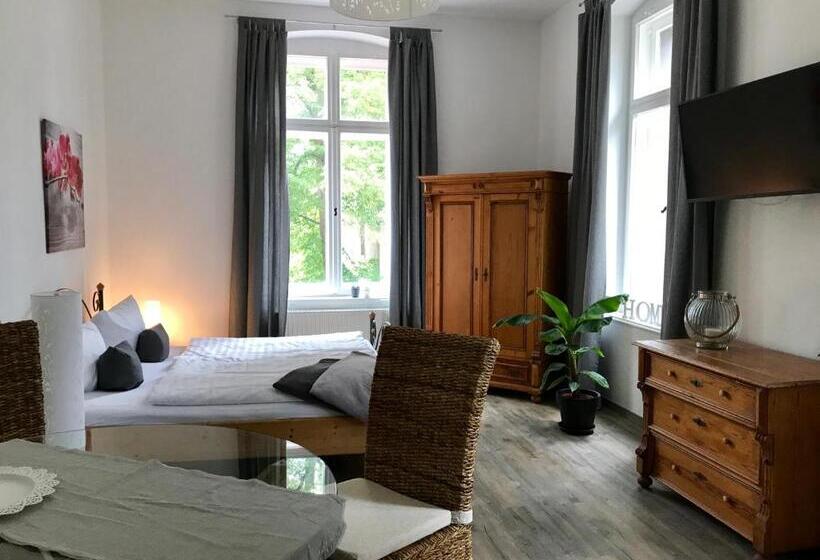 Апартаменты 1 Спальня, Dein Gutshof Hotel & Ferienwohnungen