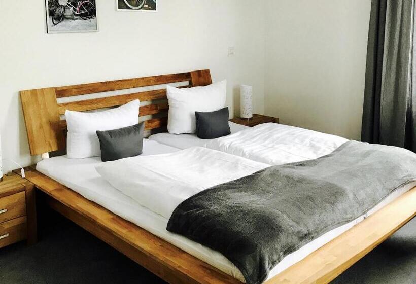 Апартаменты 1 Спальня, Dein Gutshof Hotel & Ferienwohnungen