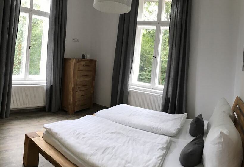 Апартаменты 1 Спальня, Dein Gutshof Hotel & Ferienwohnungen