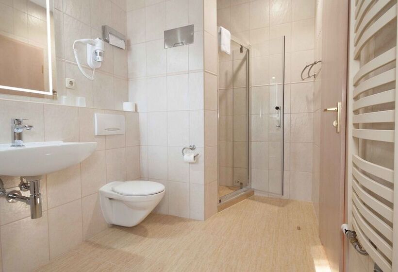 Номер Комфорт, 3 Linden