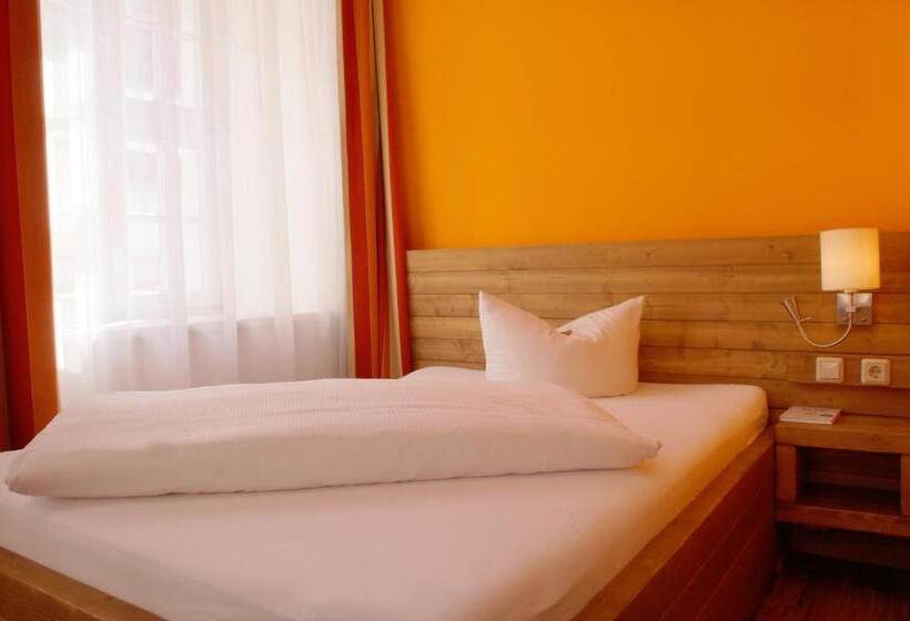 スタンダードシングルルーム, Am Obermarkt