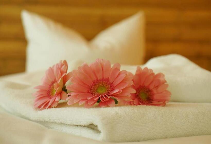 ジュニアスイート, Am Obermarkt