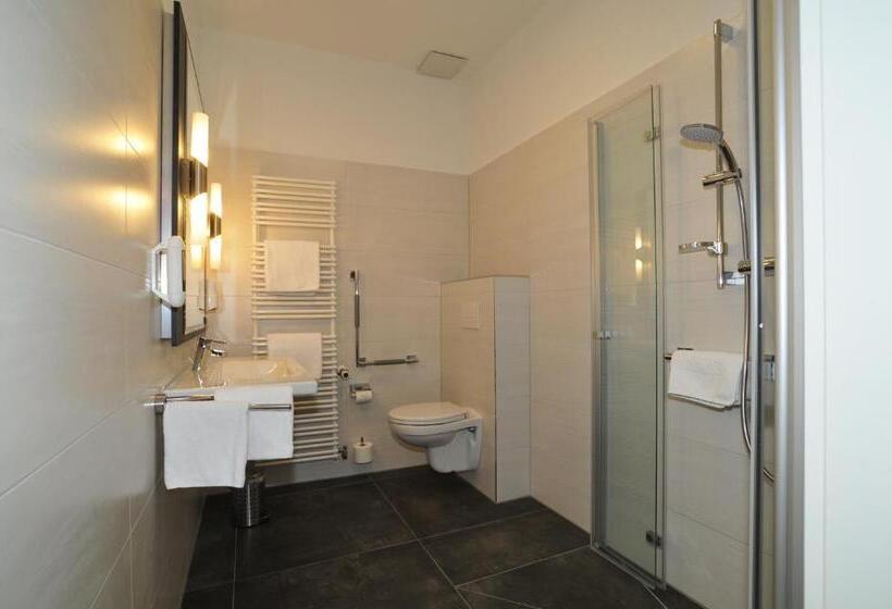 ジュニアスイート, Am Obermarkt