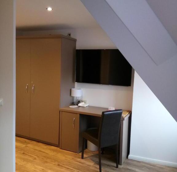 スイート, Am Obermarkt