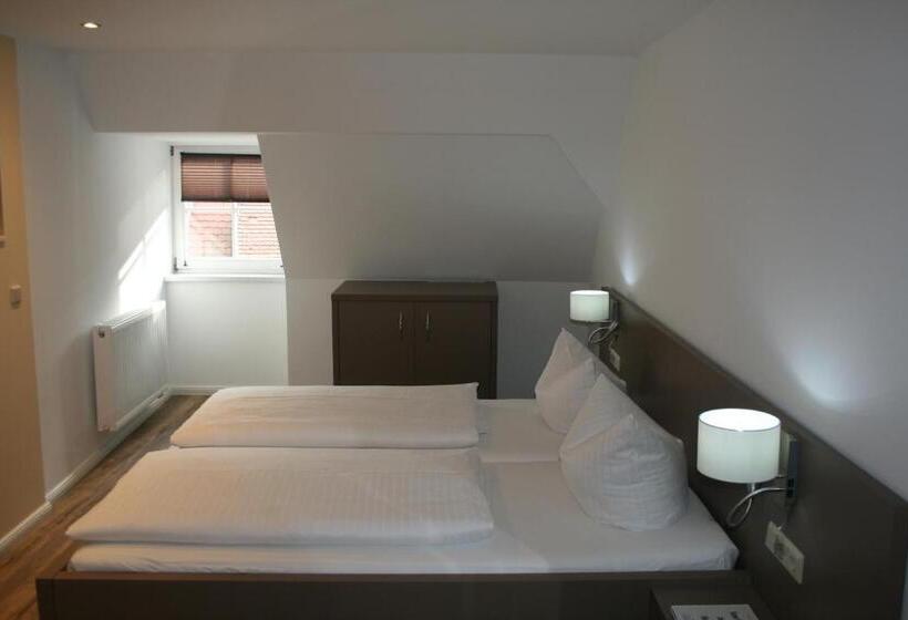 スイート, Am Obermarkt