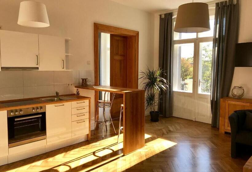 Апартаменты 1 Спальня, Dein Gutshof Hotel & Ferienwohnungen